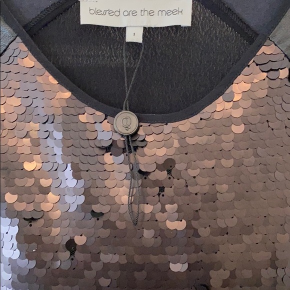 Sequin black blouse with pleather cap sleeves - Picture 2 of 5